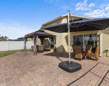 2438 Brewerton Lane - Photo Thumbnail 4