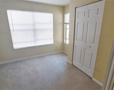 822 Camargo Way - Photo Thumbnail 10