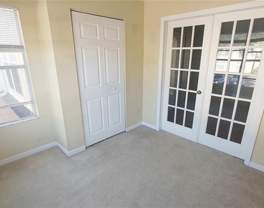 822 Camargo Way - Photo Thumbnail 11
