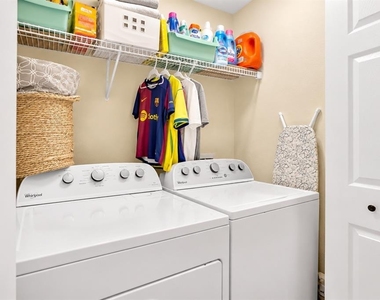 6855 Sperone Street - Photo Thumbnail 14