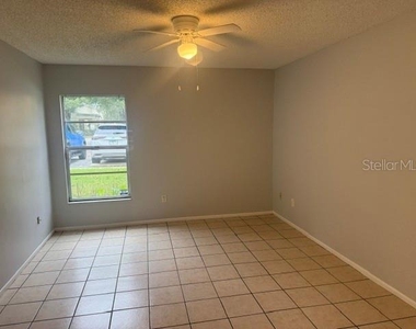 4842 S Semoran Boulevard - Photo Thumbnail 4