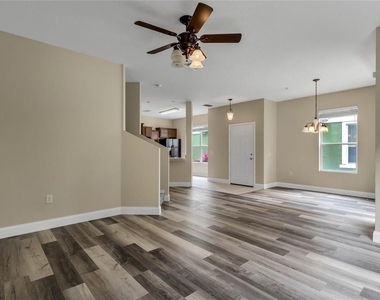1548 Broken Oak Drive - Photo Thumbnail 8