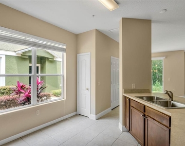 1548 Broken Oak Drive - Photo Thumbnail 7