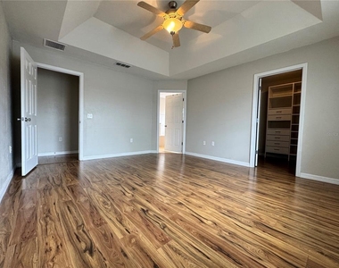 25590 Nw 10th Avenue - Photo Thumbnail 6