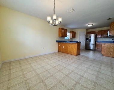 25590 Nw 10th Avenue - Photo Thumbnail 26