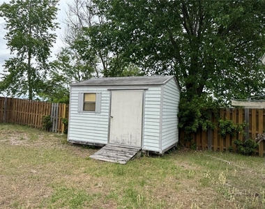 25590 Nw 10th Avenue - Photo Thumbnail 32