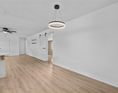 920 Orange Avenue - Photo Thumbnail 12