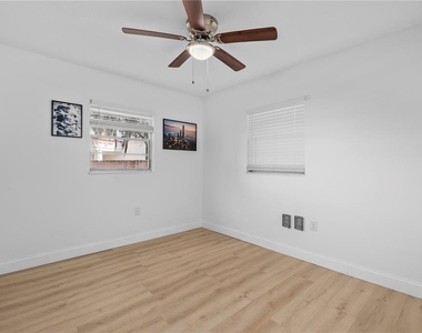 920 Orange Avenue - Photo Thumbnail 27