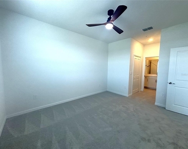 17560 Opal Sand Drive - Photo Thumbnail 8