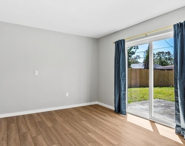404 Briarwood Road - Photo Thumbnail 12