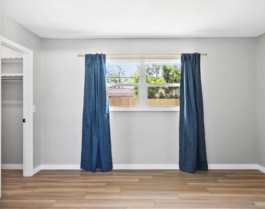 404 Briarwood Road - Photo Thumbnail 3