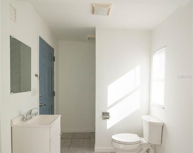 2345 Floyd Street - Photo Thumbnail 18