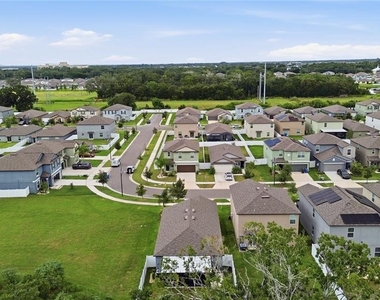 10331 Blue Plume Court - Photo Thumbnail 46