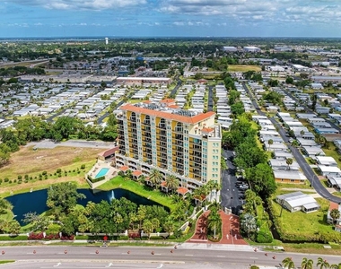 501 Haben Boulevard - Photo Thumbnail 3