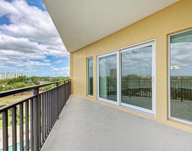 501 Haben Boulevard - Photo Thumbnail 36