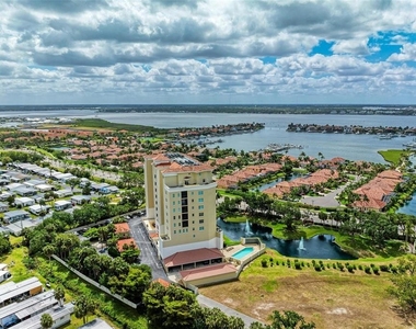 501 Haben Boulevard - Photo Thumbnail 52
