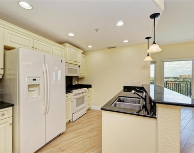501 Haben Boulevard - Photo Thumbnail 13