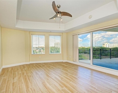501 Haben Boulevard - Photo Thumbnail 21