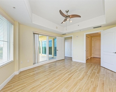 501 Haben Boulevard - Photo Thumbnail 22