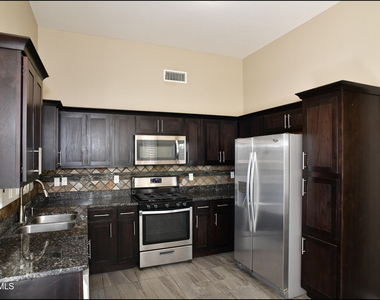 14836 Ted Banks Avenue - Photo Thumbnail 12