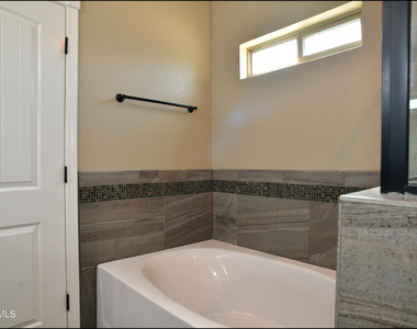 14836 Ted Banks Avenue - Photo Thumbnail 24