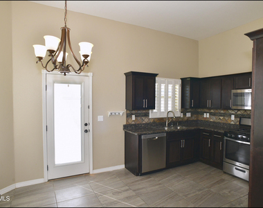 14836 Ted Banks Avenue - Photo Thumbnail 8