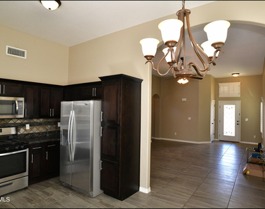 14836 Ted Banks Avenue - Photo Thumbnail 11
