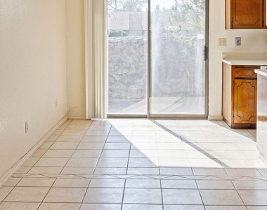 7045 Orizaba Avenue - Photo Thumbnail 8