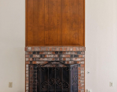 7045 Orizaba Avenue - Photo Thumbnail 7