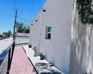 116 Ne Davis Street - Photo Thumbnail 4