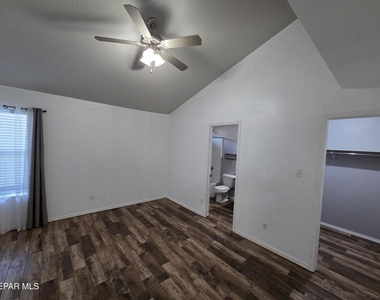 14733 Ava Leigh Avenue - Photo Thumbnail 18