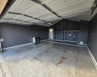 14733 Ava Leigh Avenue - Photo Thumbnail 31