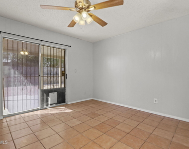 2113 Anise Drive - Photo Thumbnail 6