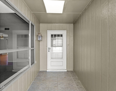 2113 Anise Drive - Photo Thumbnail 2