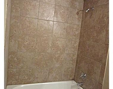 14313 Arthur Ashe Court - Photo Thumbnail 10