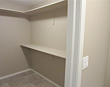 14313 Arthur Ashe Court - Photo Thumbnail 6