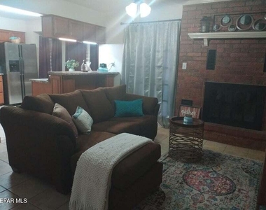 5728 Dalhart Drive - Photo Thumbnail 6