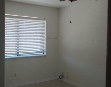 5728 Dalhart Drive - Photo Thumbnail 25