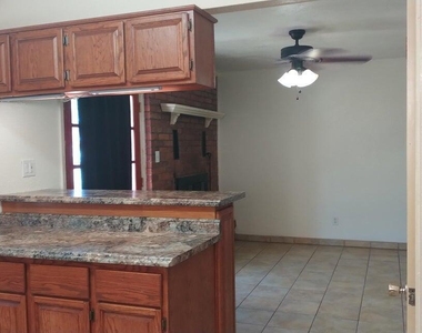 5728 Dalhart Drive - Photo Thumbnail 21