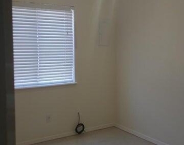 5728 Dalhart Drive - Photo Thumbnail 14