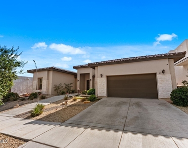 1356 Desert Night Street - Photo Thumbnail 5