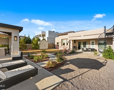 1356 Desert Night Street - Photo Thumbnail 61