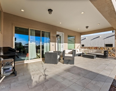 1356 Desert Night Street - Photo Thumbnail 54