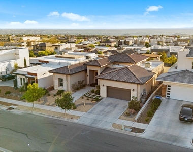 1356 Desert Night Street - Photo Thumbnail 76