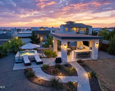 1356 Desert Night Street - Photo Thumbnail 2