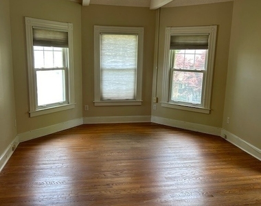 215 Sherman Avenue - Photo Thumbnail 5