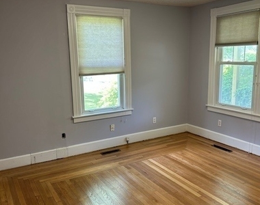 215 Sherman Avenue - Photo Thumbnail 2