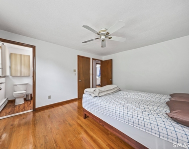 430 Shepard Avenue - Photo Thumbnail 19