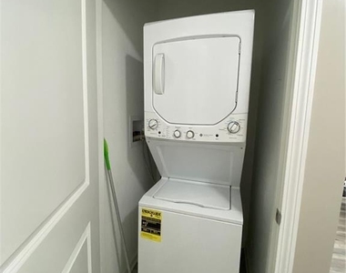 314 Bridgeport Avenue - Photo Thumbnail 10