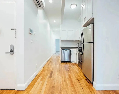 295 Wyckoff Avenue - Photo Thumbnail 6